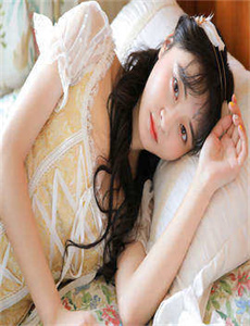 清水里的刀子
